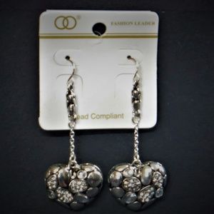 Silver Hearts Sangling Earrings